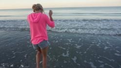 MeetMadden.19.03.13.On.The.Beach.XXX.1080p.MP4-LEWD