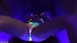 NikkiSims.17.04.21.Raver.XXX.1080p.WMV-LEWD