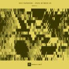 Xris Vavrzhina - Space Between Us EP