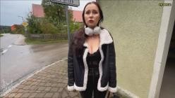 MyDirtyHobby - Leni-Luchs - Scheisse Schulbus verpasst - Was mach ich jetzt bloss