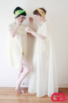 GodsGirls   Finch And Peach As White As Cocaine